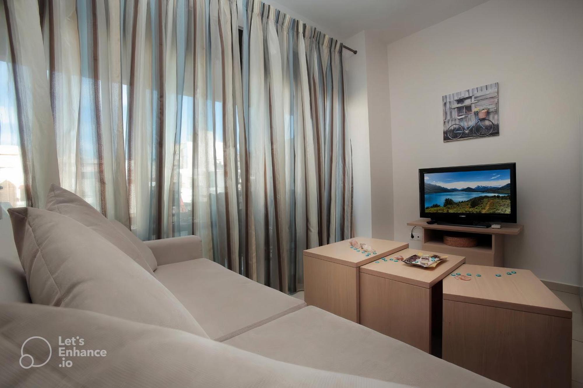 Onyx City Center Apartment With Parking Iraklio Exterior foto