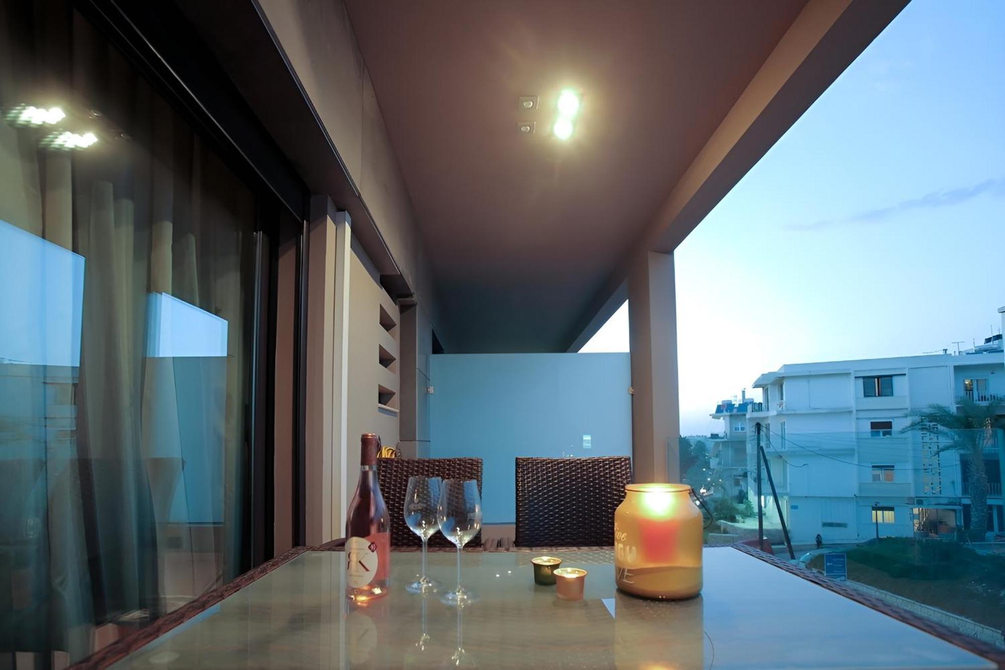 Onyx City Center Apartment With Parking Iraklio Exterior foto